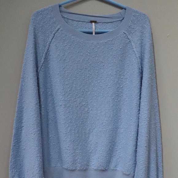 Free People Sweaters - Free People found my friend Sweatshirt Size M